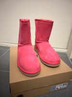 NEU UGGs, Pink mit etwas Glitzer, Gr. 34 Nordrhein-Westfalen - Hagen Vorschau