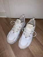 Nike Air 270 Damen Sneaker Pankow - Weissensee Vorschau