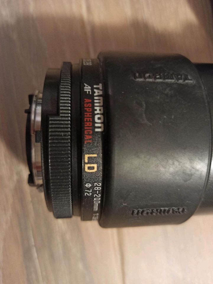 Nikon F90X analog Spiegelreflexkamera mit TAMRON Objektiv in Spiesen-Elversberg