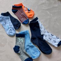 4x Sneakersocken und 4x Söckchen, neu, Gr. 27-30 Bonn - Duisdorf Vorschau