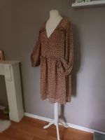 H&M Chiffontunika mit Volants Beige Leoprint M 38 Stuttgart - Stuttgart-Ost Vorschau