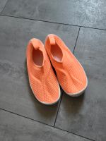 Badeschuhe / Strandschuhe "Tribord" Gr. 30/31 *neuwertig* Schleswig-Holstein - Mielberg Vorschau