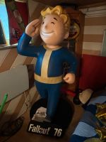 Fallout 76 Vault Boy 1:1 Life-size Statue Baden-Württemberg - Breisach am Rhein   Vorschau