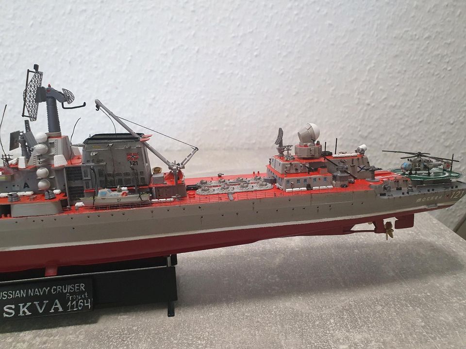 Schiff Model Russian Cruiser Moskva Project 1164 Slava Class in Böbingen an der Rems