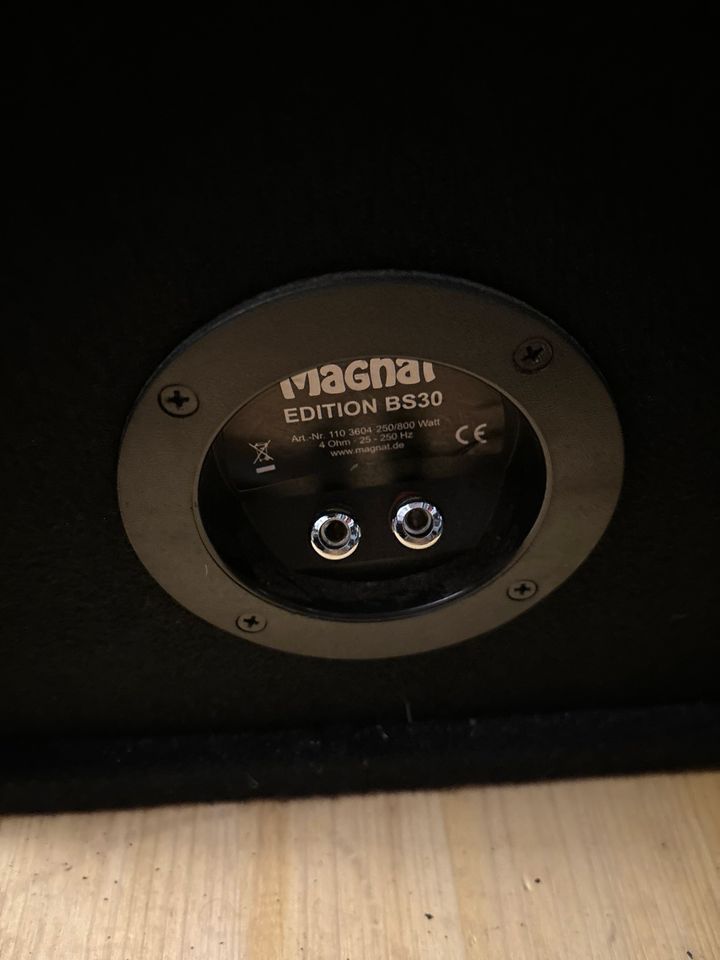 Magnat Bassbox Edition BS 30, 800 W in Wallhausen (Helme)