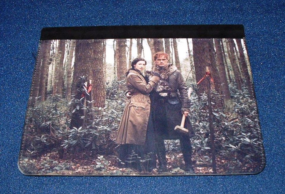 § tolle Tablet Hülle Cover "Outlander" Highland-Saga Gabaldon § in Düsseldorf