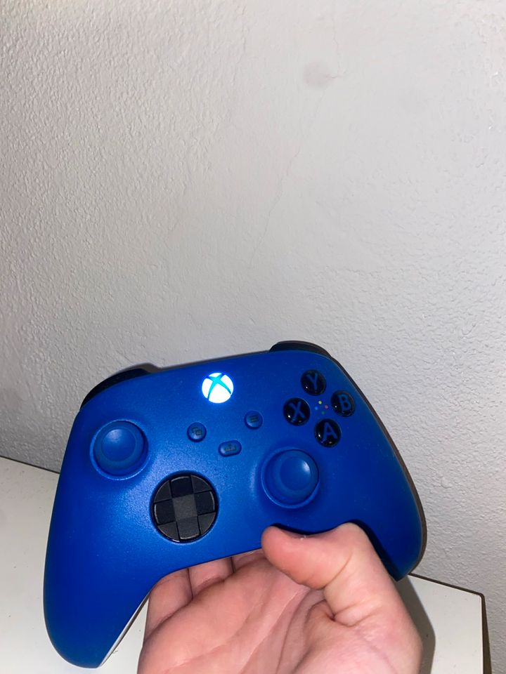 Xbox Controller - Blau in Hannover