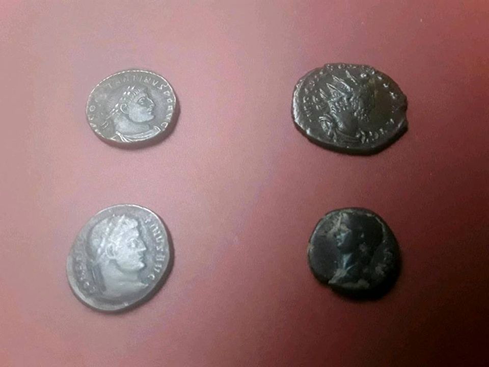 4 Bronze Münzen,  bald 2000 Jahre alt - 2x mit münzpass in Ritterhude