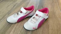 Puma Sneaker Turnschuhe Sportschuhe weiß pink schmal Größe 31 Baden-Württemberg - Obersulm Vorschau