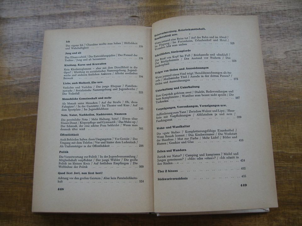 Gutes Benehmen von A bis Z von Karl Smolka - Buch von 1964 in Lichtenfels