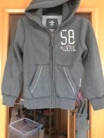 Sweatjacke Gr. 134/140  inklusive Versand 10€ Hessen - Petersberg Vorschau