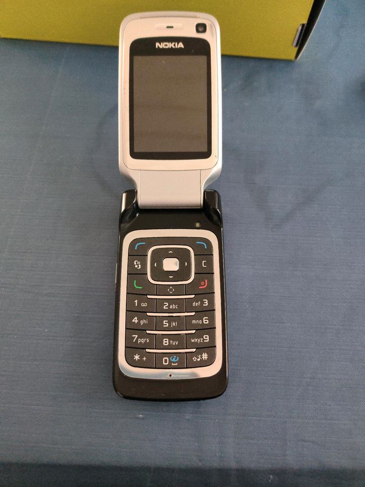 Rarität Nokia 6290 Klapphandy OVP in Hebertsfelden