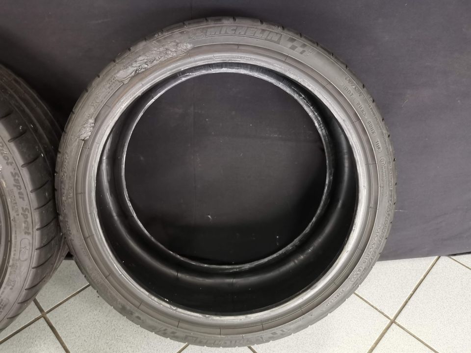 2x Michelin Pilot Super Sport 245/35ZR19 Sommerreifen L11 in Burscheid