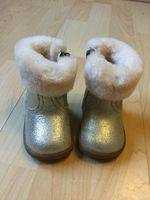 UGG Jorie Silber Metallic Lauflernschuh 0-6 Monate/Gr. 15-16 Rheinland-Pfalz - Gebroth Vorschau