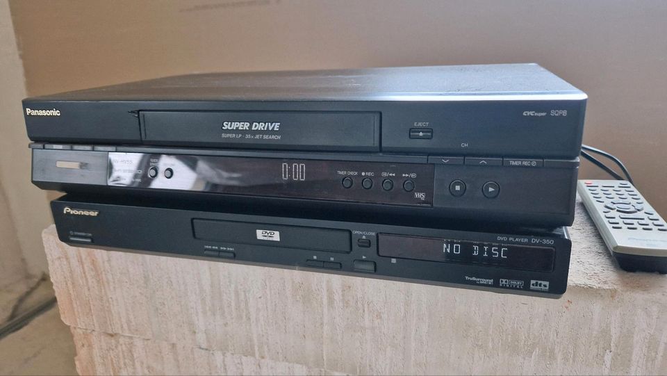 VHS Kassetten Spieler Panasonic in Niefern-Öschelbronn