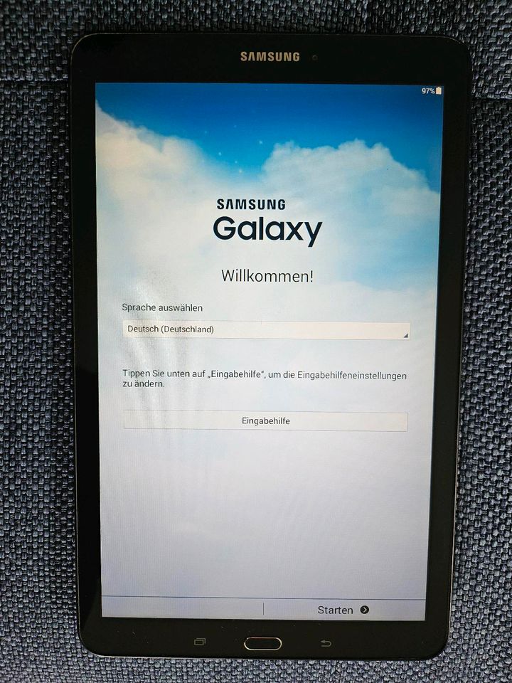 Samsung Tablet E SM - T 560 in Walsrode