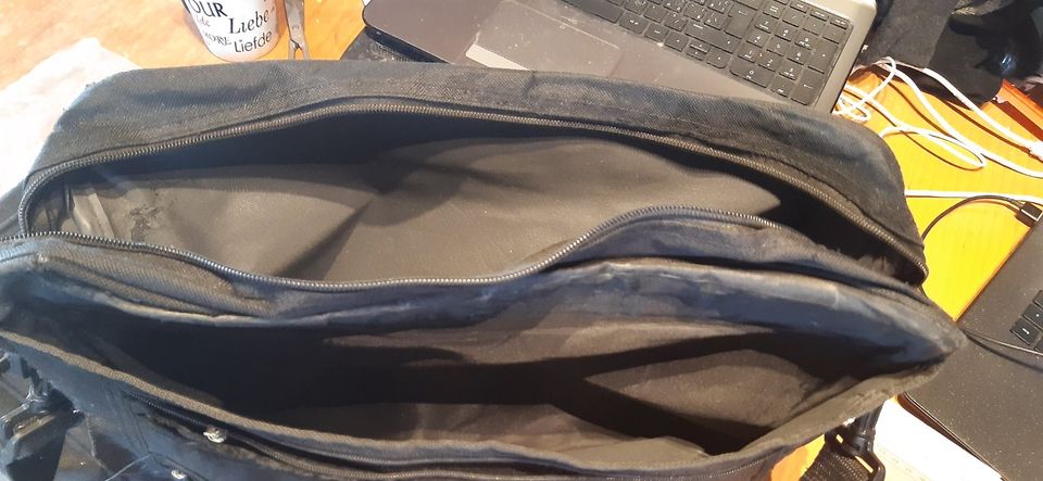 Laptop Umhängetasche - Länge 40 cm - schwarz - 15 € + Versand in Dülmen