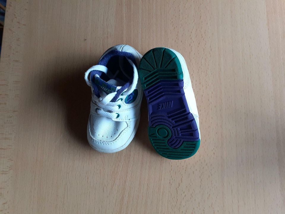 NIKE Wimbledon Schuhe US 4 UK 3,5 1986 in Rockenberg