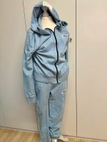 Vingino Jogger Set Anzug Hoodie hellblau Gr. 16 (164 176) wNEU! Kr. München - Neubiberg Vorschau