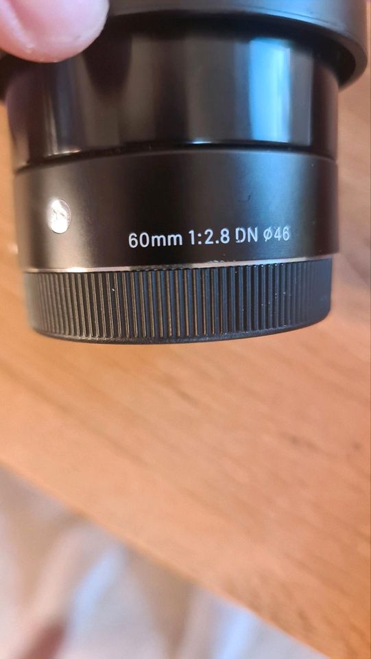 Sigma 60mm F2,8 DN Art Objektiv in Eislingen (Fils)