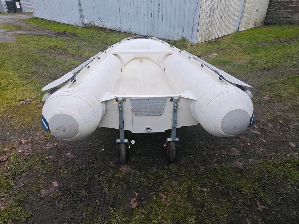 Selten genutztes Festrumpf Schlauchboot . Suzumar MX 310/0 RIB in Castrop-Rauxel