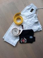 Taekwondo Anzug mit 3 Gürteln Gr. 130 Baden-Württemberg - Binzen Vorschau