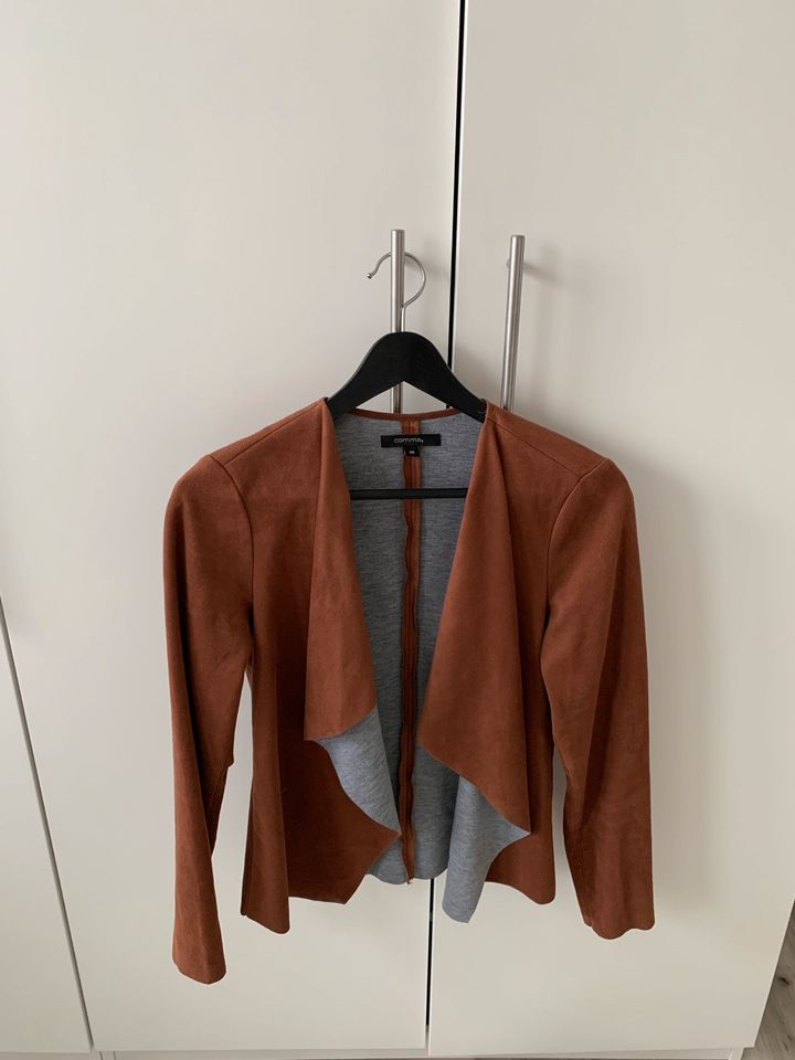 Short Blazer / Jacke von Comma in Telgte