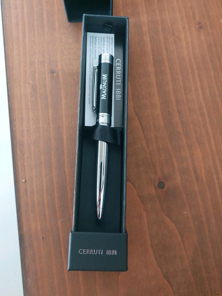 Neu cerruti 1881 Kugelschreiber stift Magnum Geschenkverpackung in Vöhl