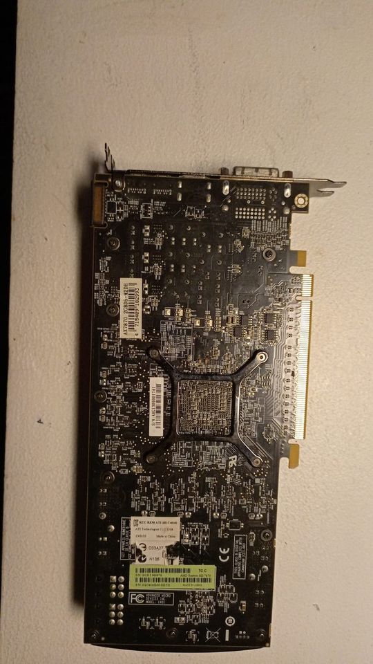 AMD Radeon HD 7870, 2GB GDDR5. in Saarbrücken