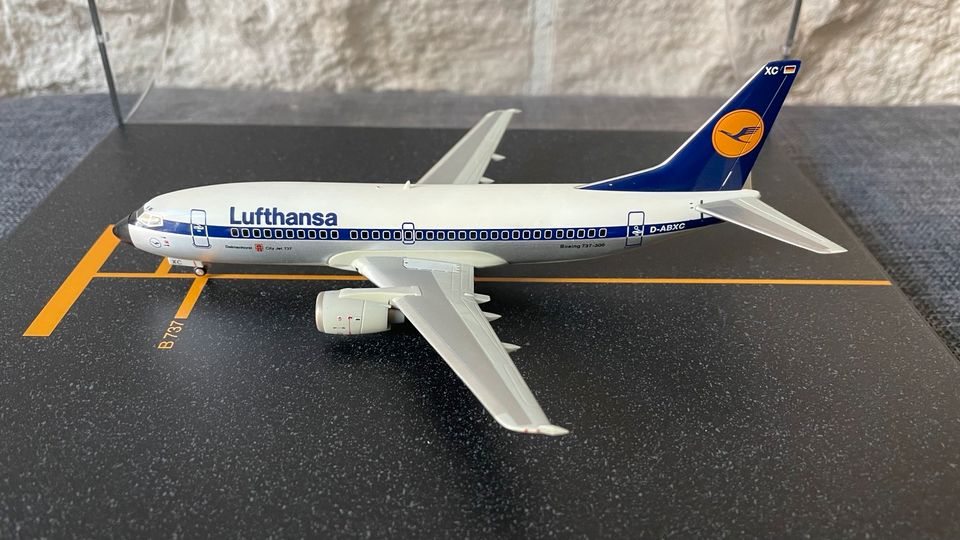 *** Herpa *** Modell Flugzeug Lufthansa City Jet 737 Delmenhorst in Bremen