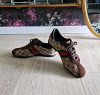 Gucci Sneaker Turnschuhe in 39 in braun Schleswig-Holstein - Barsbüttel Vorschau
