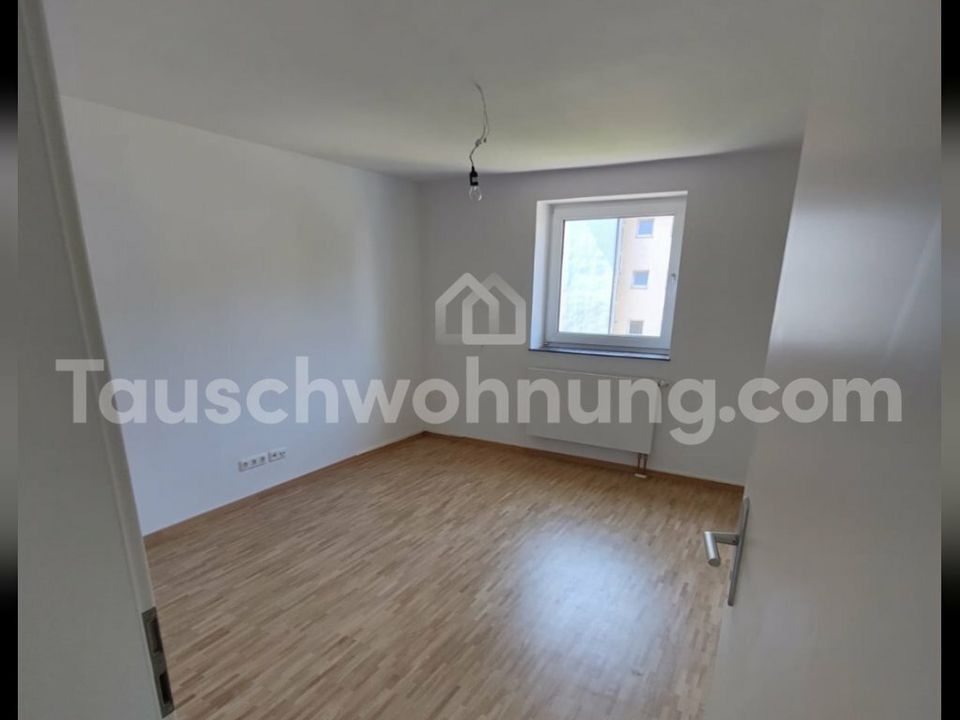 [TAUSCHWOHNUNG] Sanierte 2,5 Zimmer Wohnung in Moosach in München