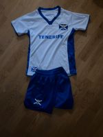 Fussballtrikot mit Hose Kinder Gr 8 (128/134) Berlin - Tempelhof Vorschau