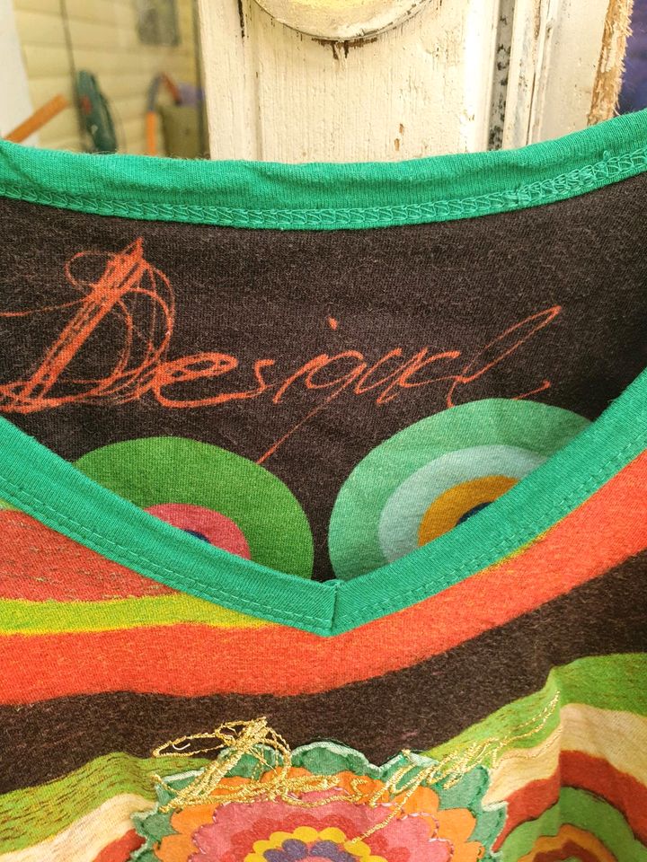 Shirt von Desigual, xl schwarz/grün/bunt in Seddiner See