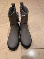 Damen Boots Stiefel grau Gr 37 neu mit Etikett Nordrhein-Westfalen - Delbrück Vorschau