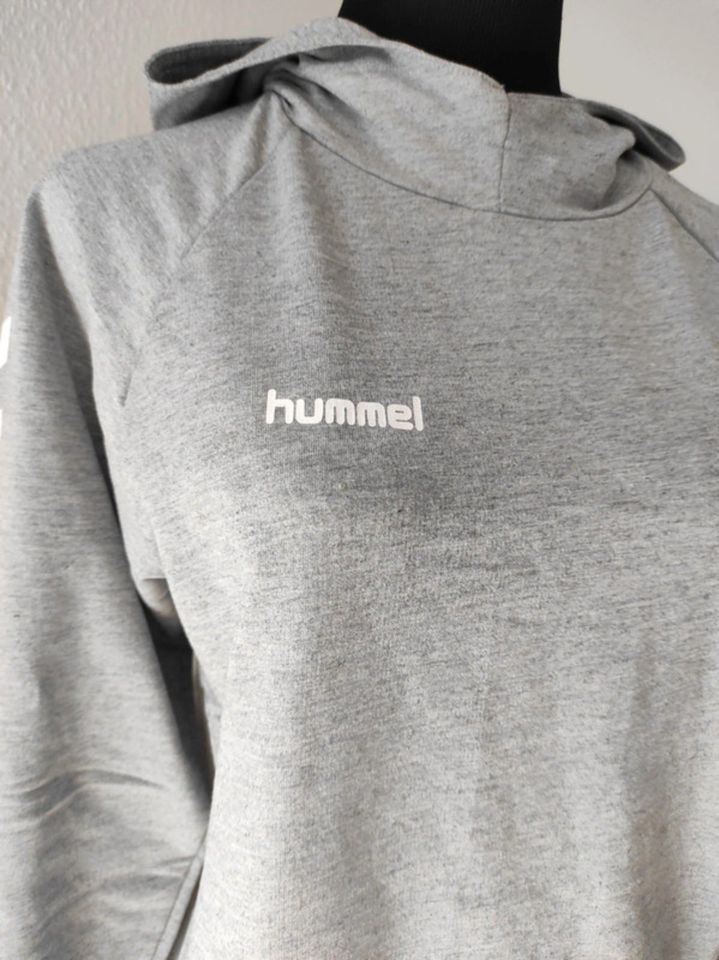 Sportliches Hummel Sweatshirt Gr. 176 in Falkensee