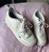 Nike Air Force 1 '07 LV8 GS – Weiß/Blau– Gr. 38,5 limited edition Bayern - Affing Vorschau