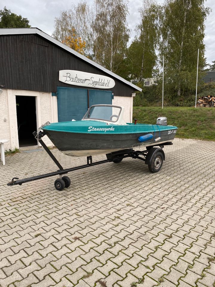 Motorboot Ibis 2 mit 25PS-Motor und Hafentrailer in Bautzen