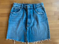 Gr. XS (30/32) ZARA, kurzer Jeans Rock, Vintage/Used Look, blau Nordrhein-Westfalen - Coesfeld Vorschau