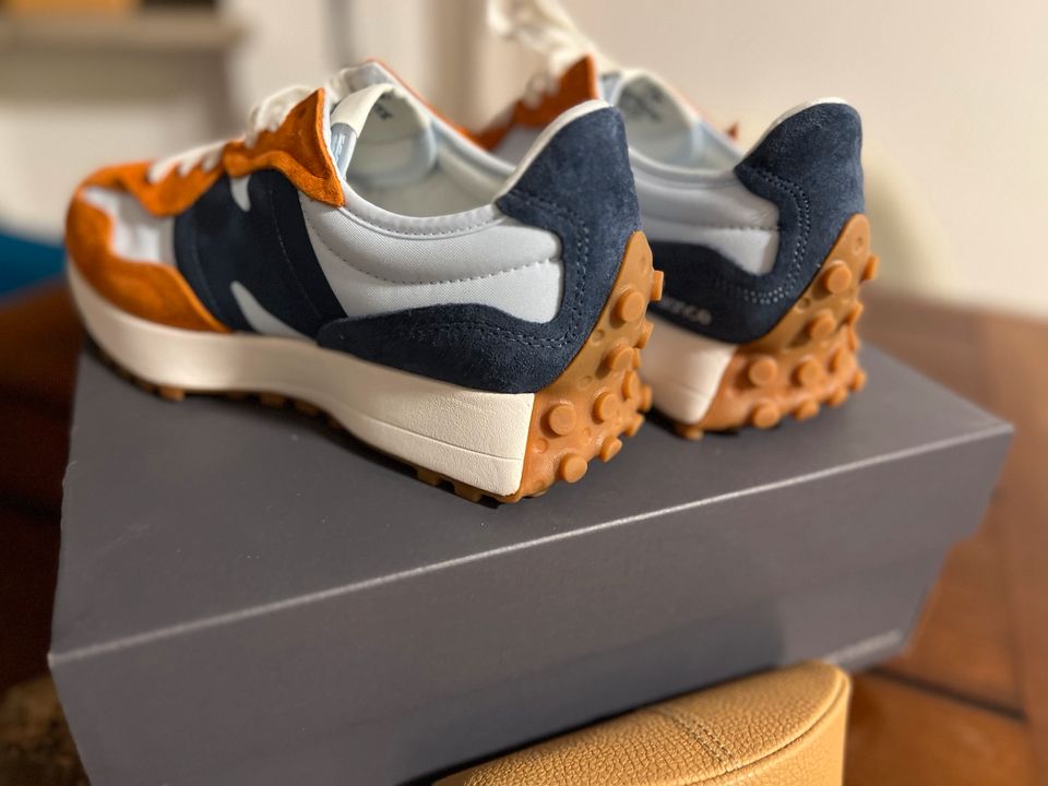 Orange New Balance Sneaker - unisex in Freising