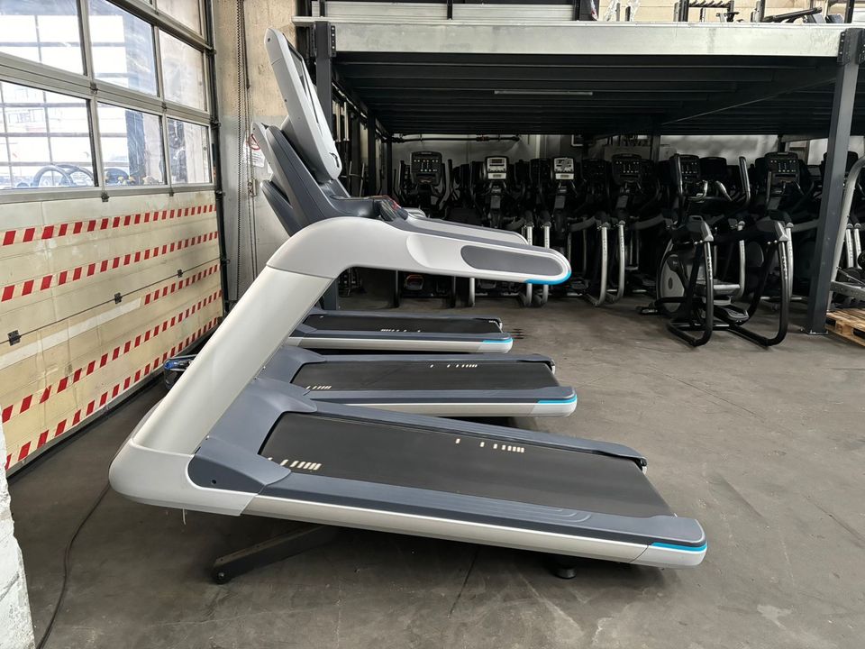 Precor Treadmill Laufband TRM 885 P80 in Passau