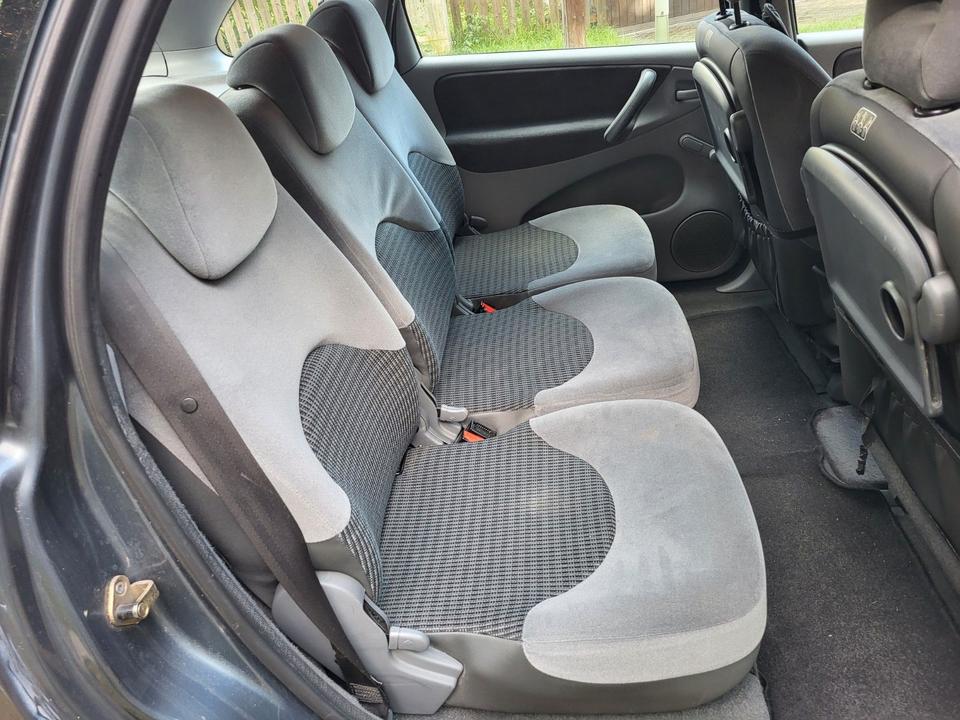 Citroën Xsara Picasso HDi 90 Confort Klimatronik/TÜV NEU in Postbauer-Heng