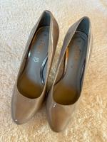 Beiger high heels von S‘Oliver Gr. 38 NEU Baden-Württemberg - Langenau Vorschau
