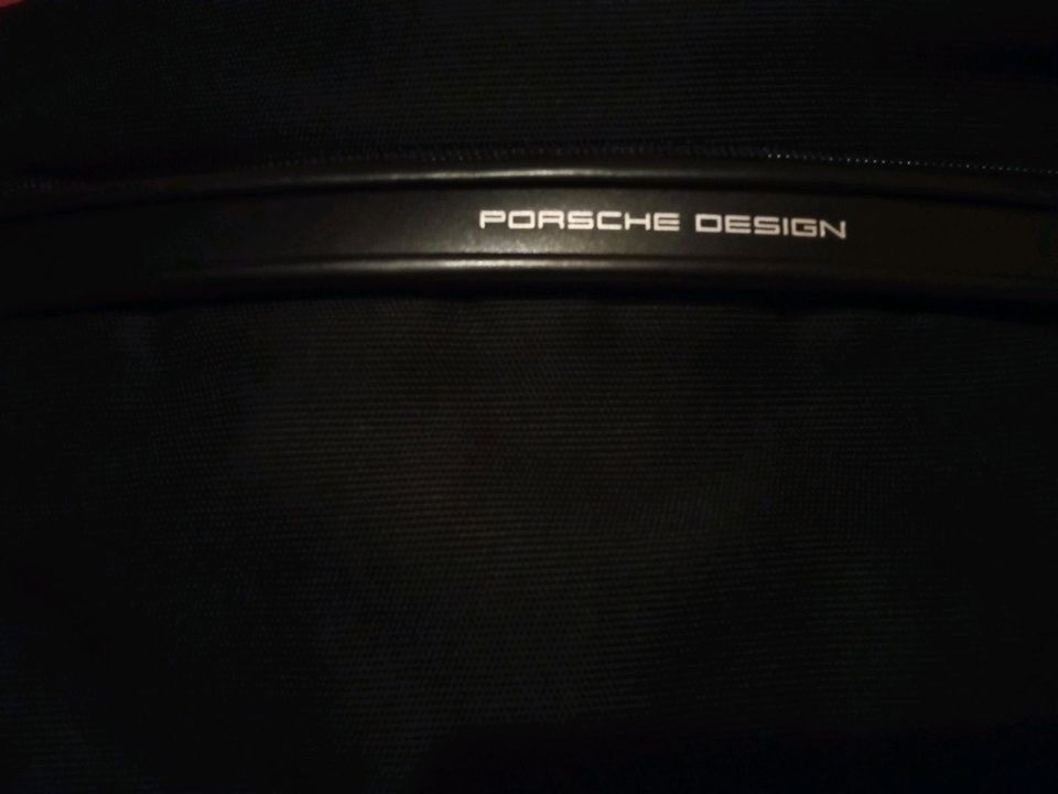 Umhängetasche Porsche Design für Männer *NEU* Neupreis 200€ in Trechtingshausen