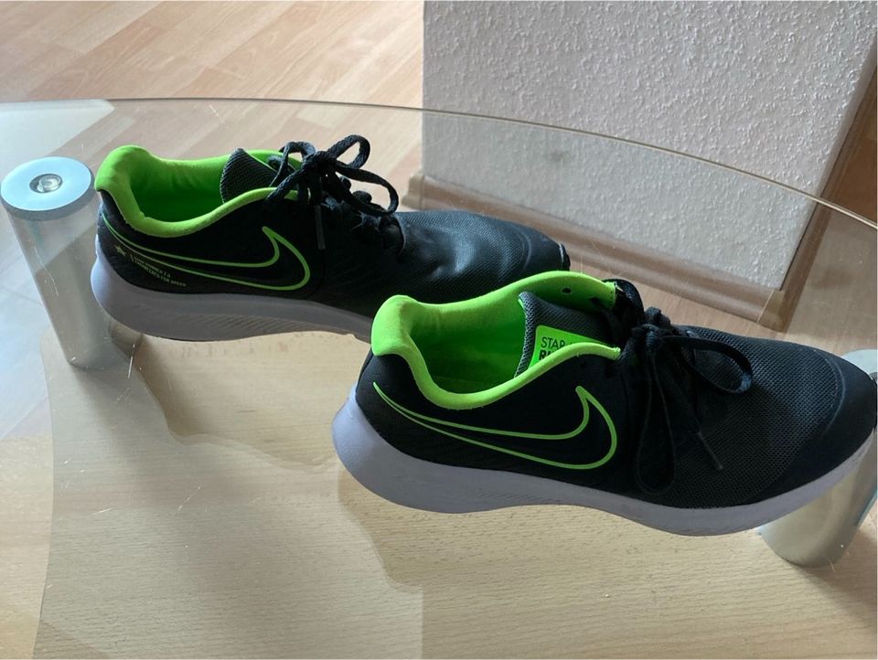 Turnschuhe von Nike Größe 38 in Samswegen