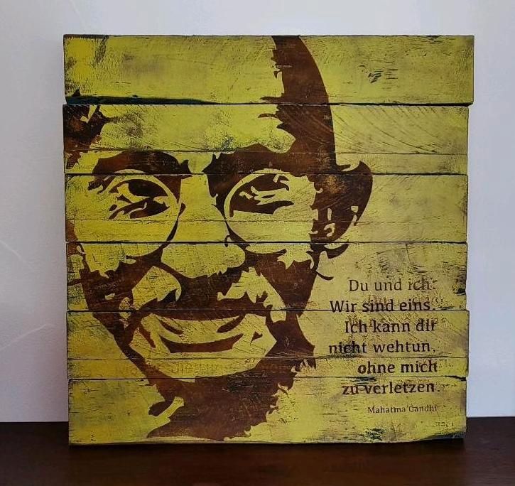 Bild auf Holz "Mahatma Gandhi" 70 x 70 cm in Göppingen