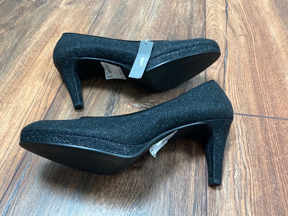 Marco Tozzi Damen - Schuhe - Pumps elegant Gr 42 neu ‼️ in  Baden-Württemberg - Eislingen (Fils) | eBay Kleinanzeigen ist jetzt  Kleinanzeigen