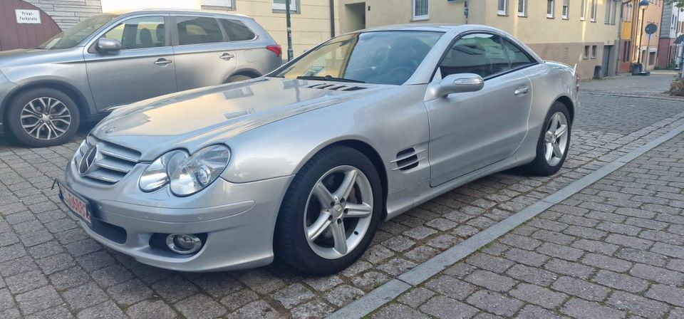 Mercedes-Benz SL 500 Vollaustattung 1.Hand Service Neu in Bondorf