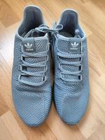 Damen Turnschuhe von Adias Gr. 43,5 Hessen - Groß-Umstadt Vorschau