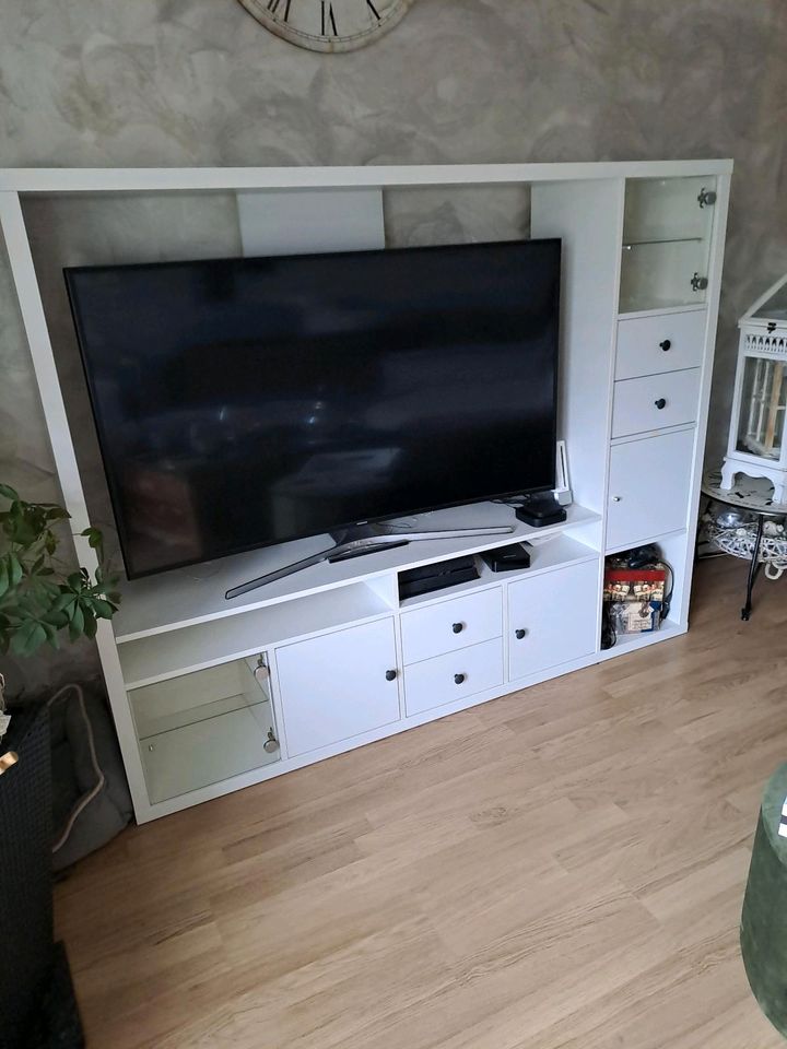 Wohnzimmer Fernsehschrank in Köln